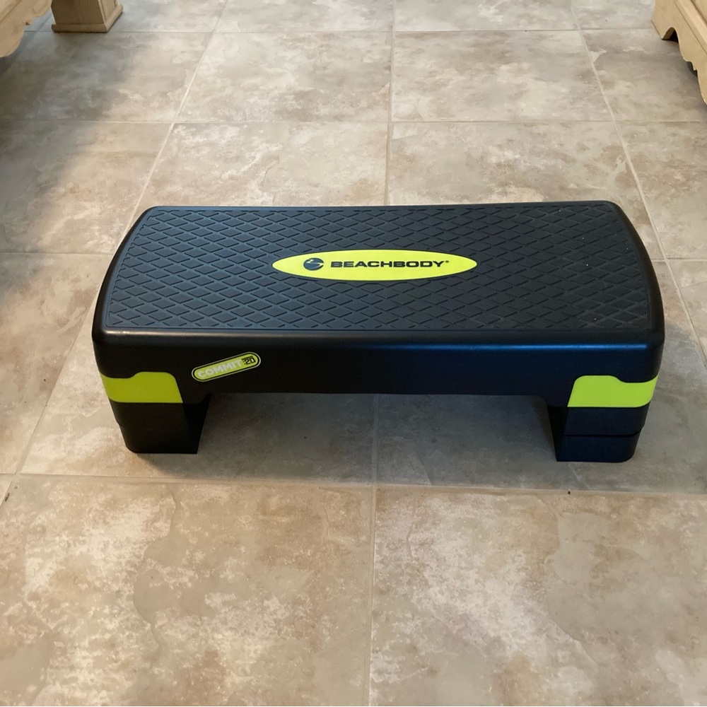 Beachbody Black and Yellow Fitness Step